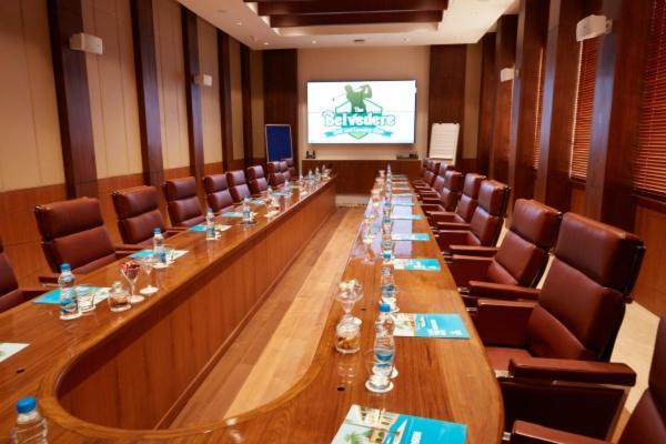 Belvedere Golf & Country Club Adalaj Esterno foto