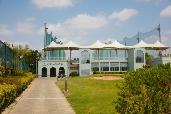 Belvedere Golf & Country Club Adalaj Esterno foto